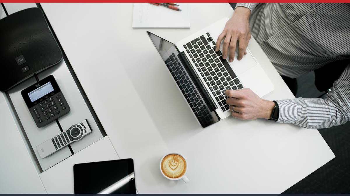 The Difference Between a Dashboard and a Distraction thumbnail